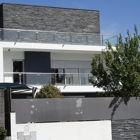 Pool House Vila *