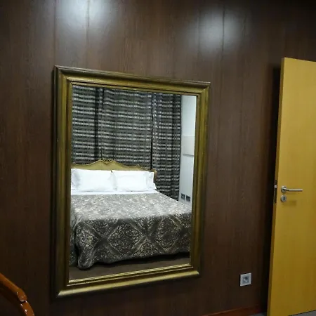 Pool House Vila *